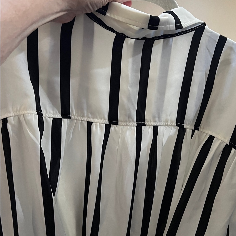 H&M Black & White Striped Midi Shirt Dress with Belt c199 Large - Picture 5 of 10